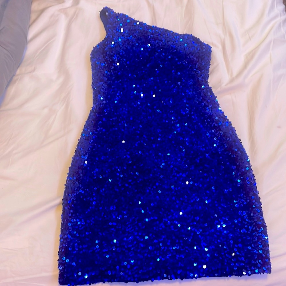 NWT Blue Sequins Dress Homecoming Dress